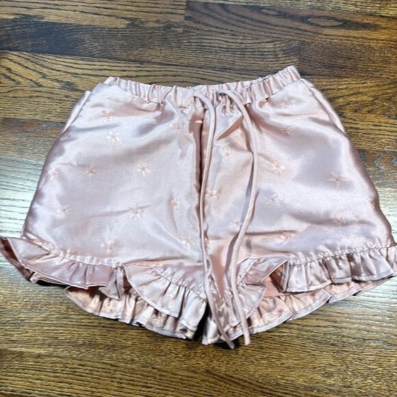 Sister Jane jacquard ruffle shorts co-ord in dusty pink Size XS - Picture 5 of 11